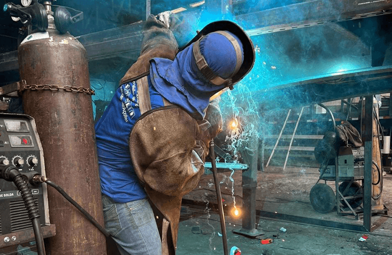 Fabricação e Manutenção de Baús para Carvão e Cavaco em Paraopeba-MG